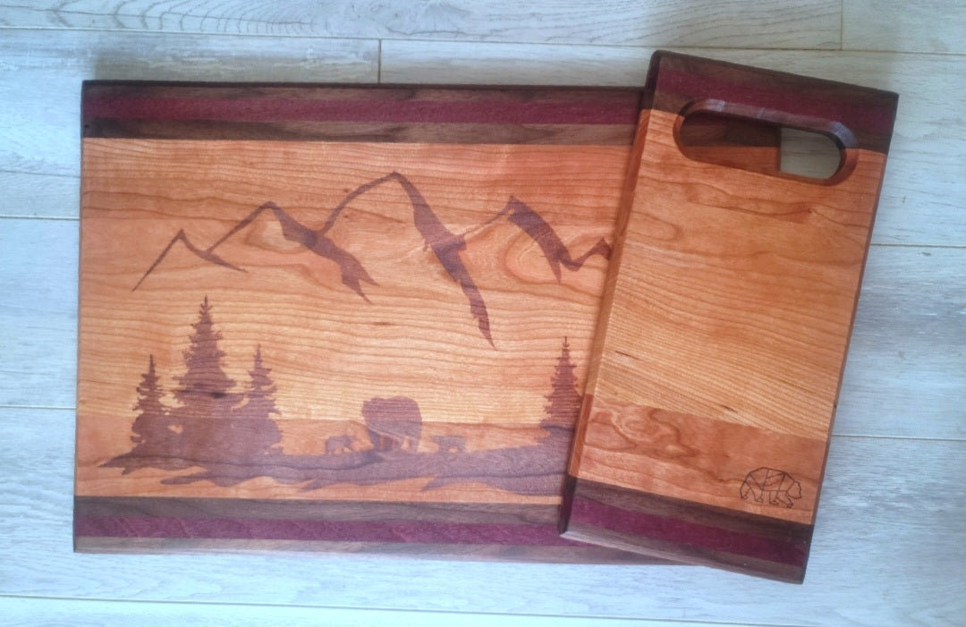 Bear Scene Cutting Board Set