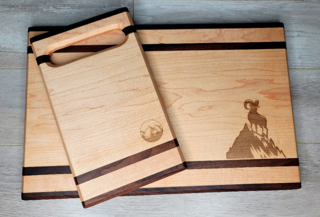 Mountain Goat Cutting Board Set